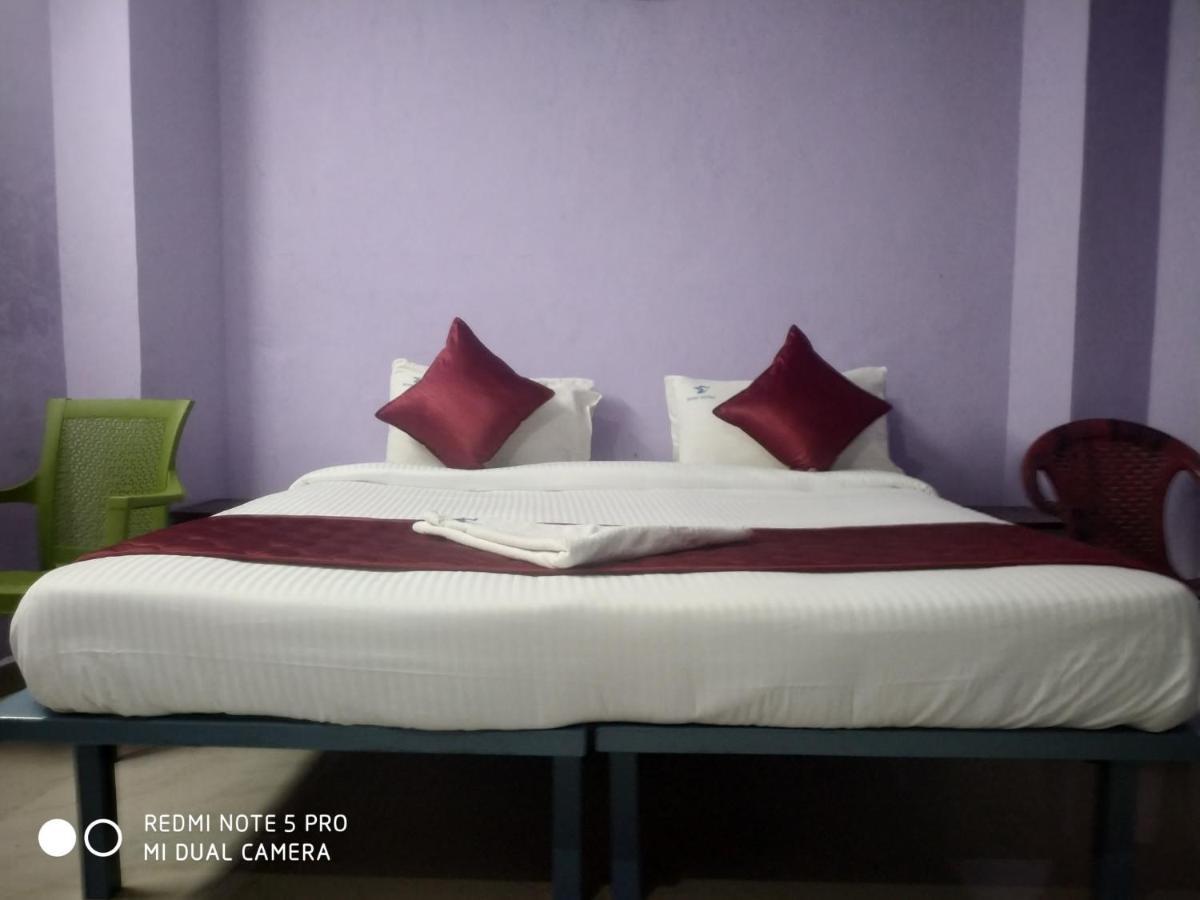Skyry Hotel Iyyapanthangal Chennai Esterno foto